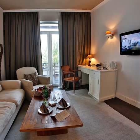 Hvd Boutique Hotel Oasis - Private Beach & Free Parking Golden Sands Room photo